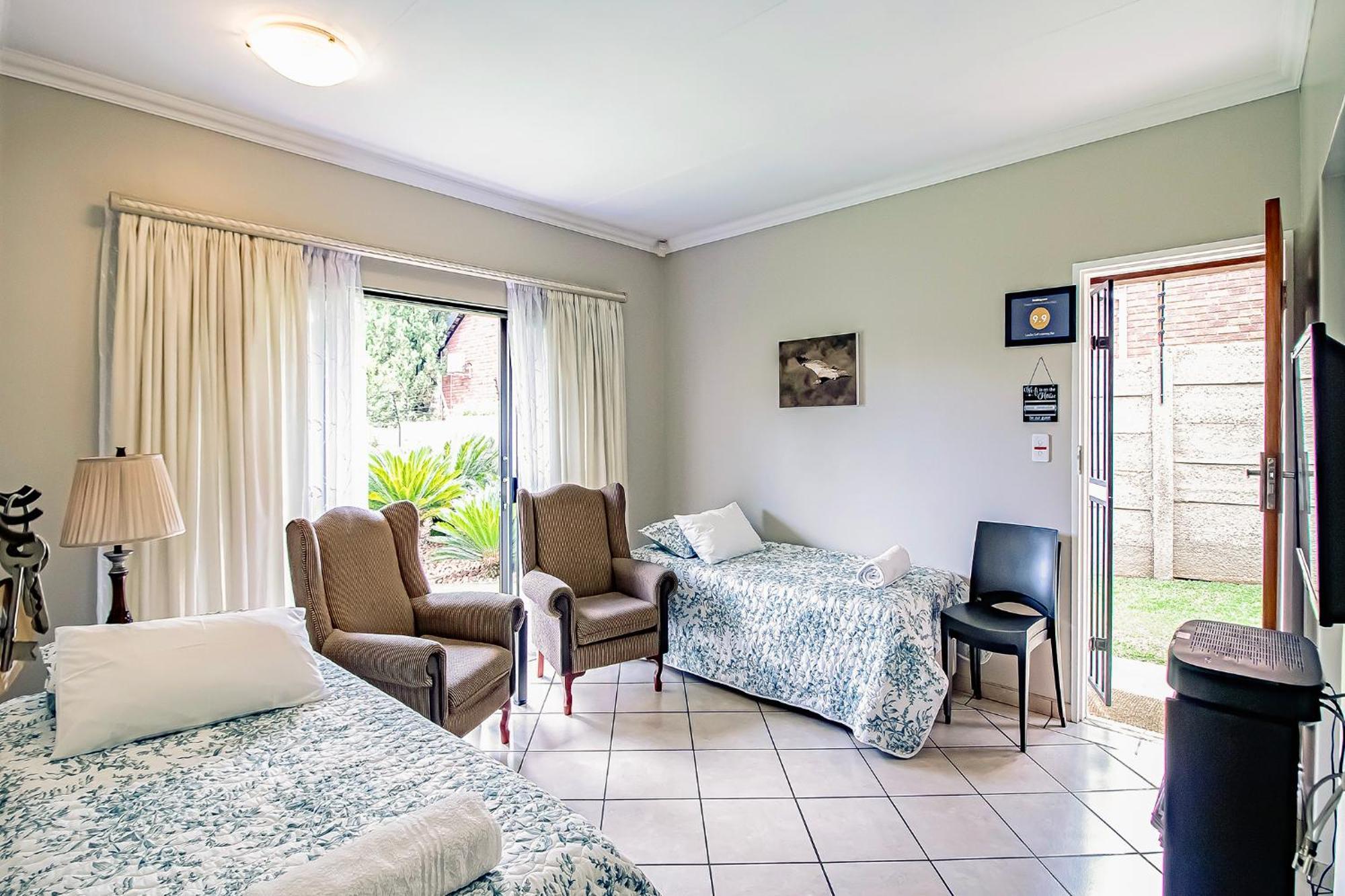 Leozet Self Catering Apartment Pretoria Exterior photo