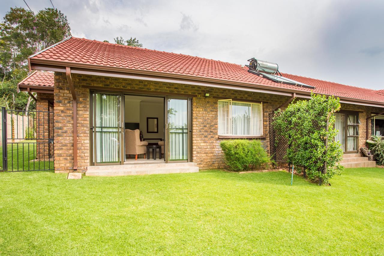 Leozet Self Catering Apartment Pretoria Exterior photo